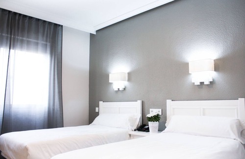 Torrijos Hotel | Hospedium Hotel Castilla