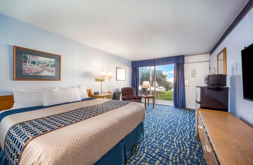 North Platte Hotel | Hospitality Inn