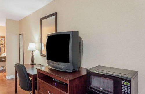San Bernardino Hotel | Hospitality Inn