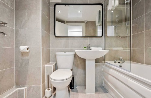 Georgian Quarter Condo | Host Apartments | The Georgian Quarters at Bedford St II