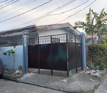 Tacloban Apartment | HOST HOMES VILLA DOLINA Guest House