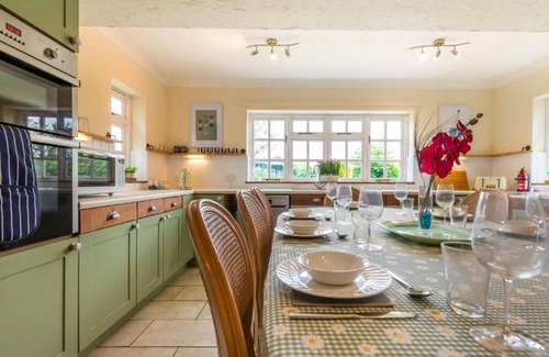 Irstead House | Host & Stay | Alderfen View