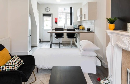 Anfield House | Host & Stay | Anfield Hideaway