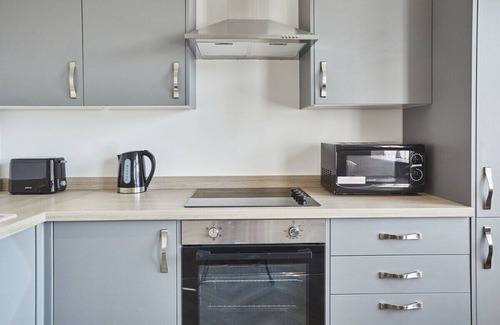 Loftus Apartment | Host & Stay | Apartment 6, Loftus