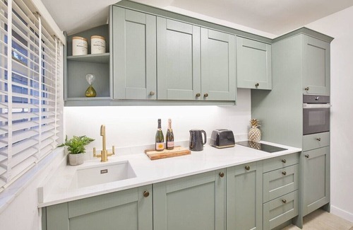 Yarm House | Host & Stay | Bentley Wynd