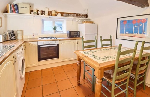 Westbere House | Host & Stay | Bere Cottage