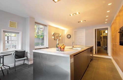 Carlisle House | Host & Stay | Chatsworth Townhouse I