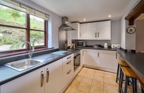 Knowstone House | Host & Stay | Coombe Cottage