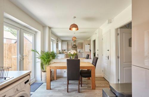 Highnam House | Host & Stay - Cornflower Way