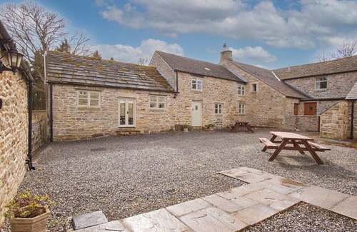 Consett House | Host & Stay | Derwent