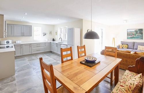 Lofthouse House | Host & Stay | Foggyshaw Lodge