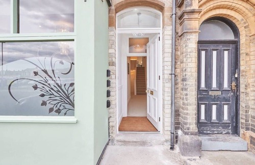 Saltburn-by-the-Sea Apartment | Host & Stay | Studio Pod 1