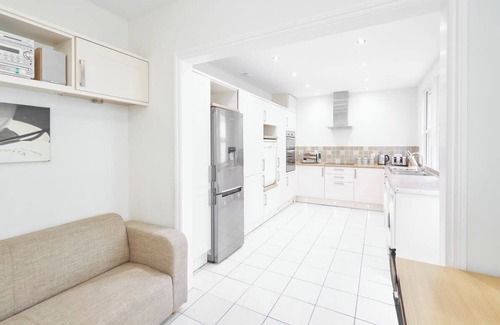 Saltburn-by-the-Sea House | Host & Stay | Victorian Seahouse