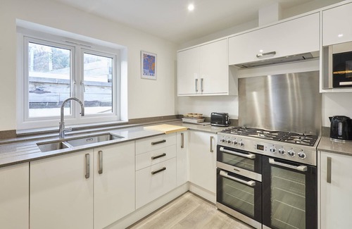 Berwick-upon-Tweed House | Host & Stay | Harrow Bothy