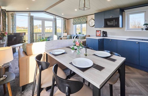 Pickering Ski Chalet | Host & Stay | Kinara Lodge