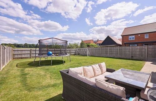 Winchester House | Host & Stay | Maison de Cobbe
