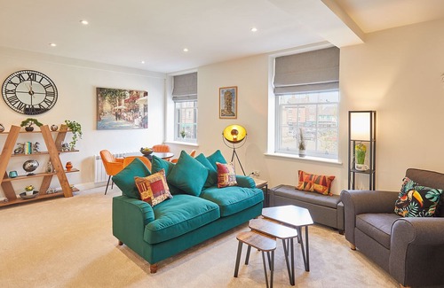 Ripon Apartment | Host & Stay | Market View