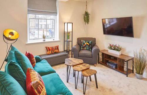 Ripon Apartment | Host & Stay Market View