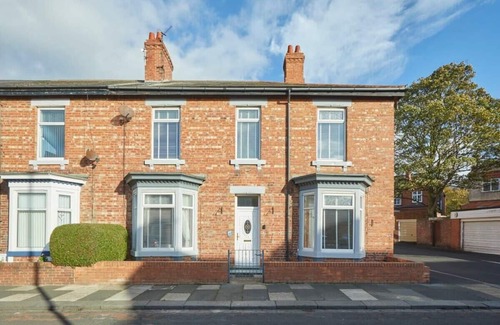 Blyth House | Host & Stay | Park House