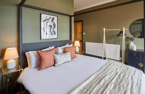 Robin Hood's Bay House | Host & Stay - Raven House