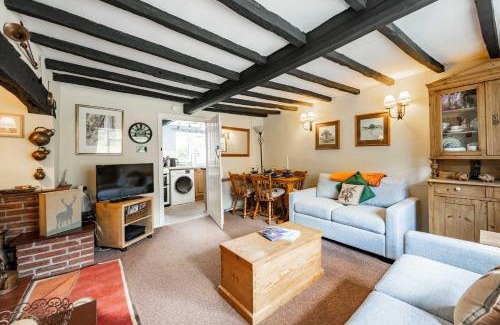 Aldborough House | Host & Stay - Sandpipers