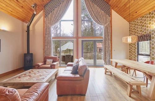 Briggswath Ski Chalet | Host & Stay | Shunner Howe Lodge