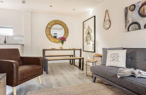 RopeWalks Apartment | Host & Stay | Slater Street Apartments V