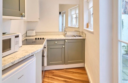 Canterbury House | Host & Stay | St Radigunds House