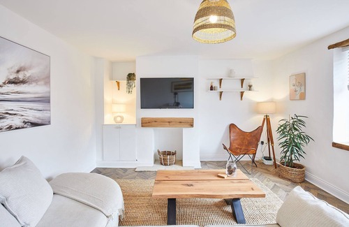 West Rainton House | Host & Stay | Tally House