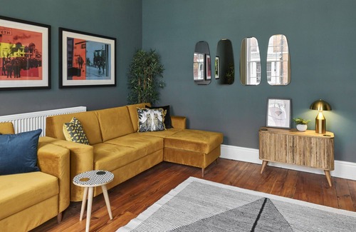 Hope Street Apartment | Host & Stay | The Falkner Quarters I