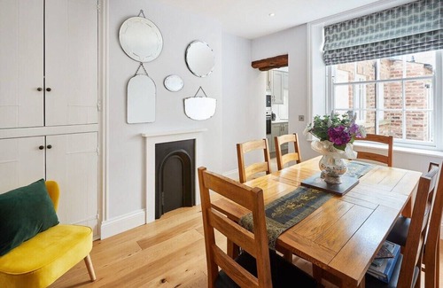 Pickering Apartment | Host & Stay | The Old School House