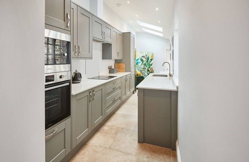 Pickering Apartment | Host & Stay | The Old School House