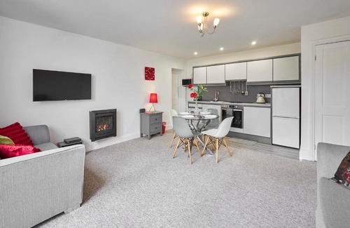 Bedlington Apartment | Host & Stay - The Paddock