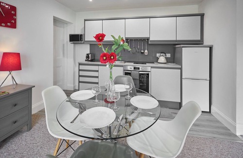 Bedlington Apartment | Host Stay The Paddock