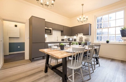 Hope Street House | Host & Stay | The Rodney Townhouse