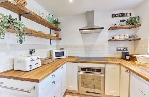 Ovingham House | Host & Stay | Waterleap Cottage