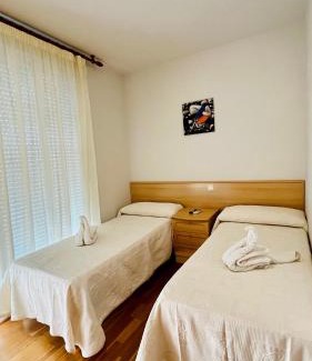 Mocejon House | Hostal Alhambra