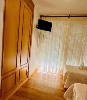 Mocejon House | Hostal Alhambra