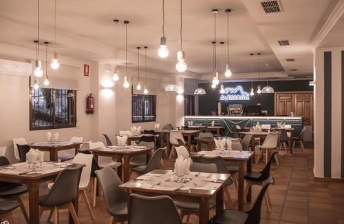 Guadalupe House | Hostal Altamira Guadalupe