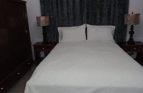 Holguin House | Hostal Bella Lago