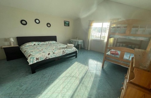 Crucita House | Hostal Cabañas Vistamar