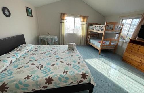 Crucita House | Hostal Cabañas Vistamar