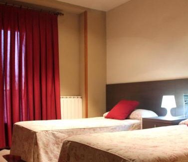 Barbastro House | Hostal Cafeteteria Goya