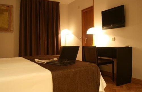 Getafe House | Hostal Carlos III