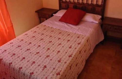 Hinojosa de Duero House | Hostal Casa Chore by gaiarooms