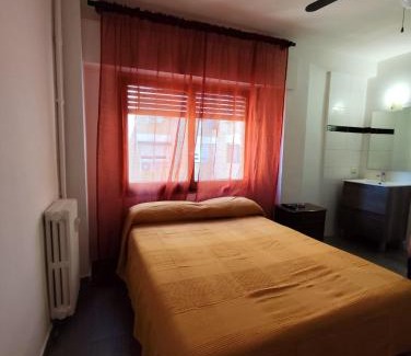 Romareda House | Hostal Castilla