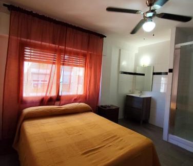 Romareda House | Hostal Castilla