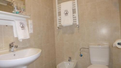 Guadalupe House | Hostal Cerezo
