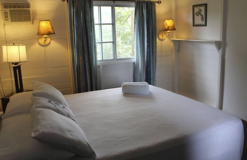 El Farallon del Chiru Hotel | Hostal Corotu