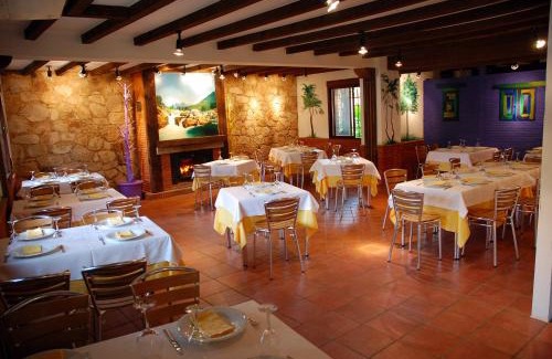 Madrigal de la Vera House | Hostal El Cardenillo